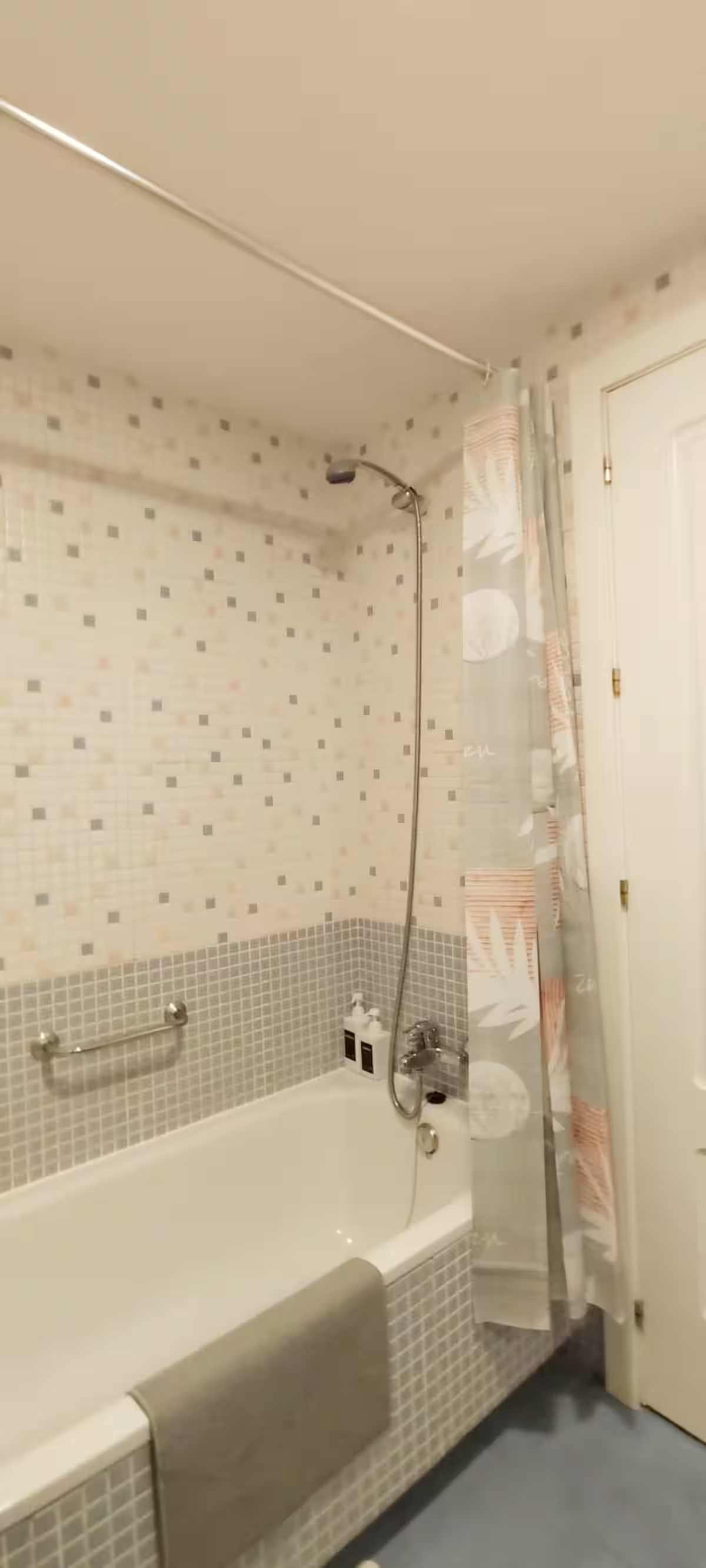 XPLORA SUITES CAMPEZO2118 16